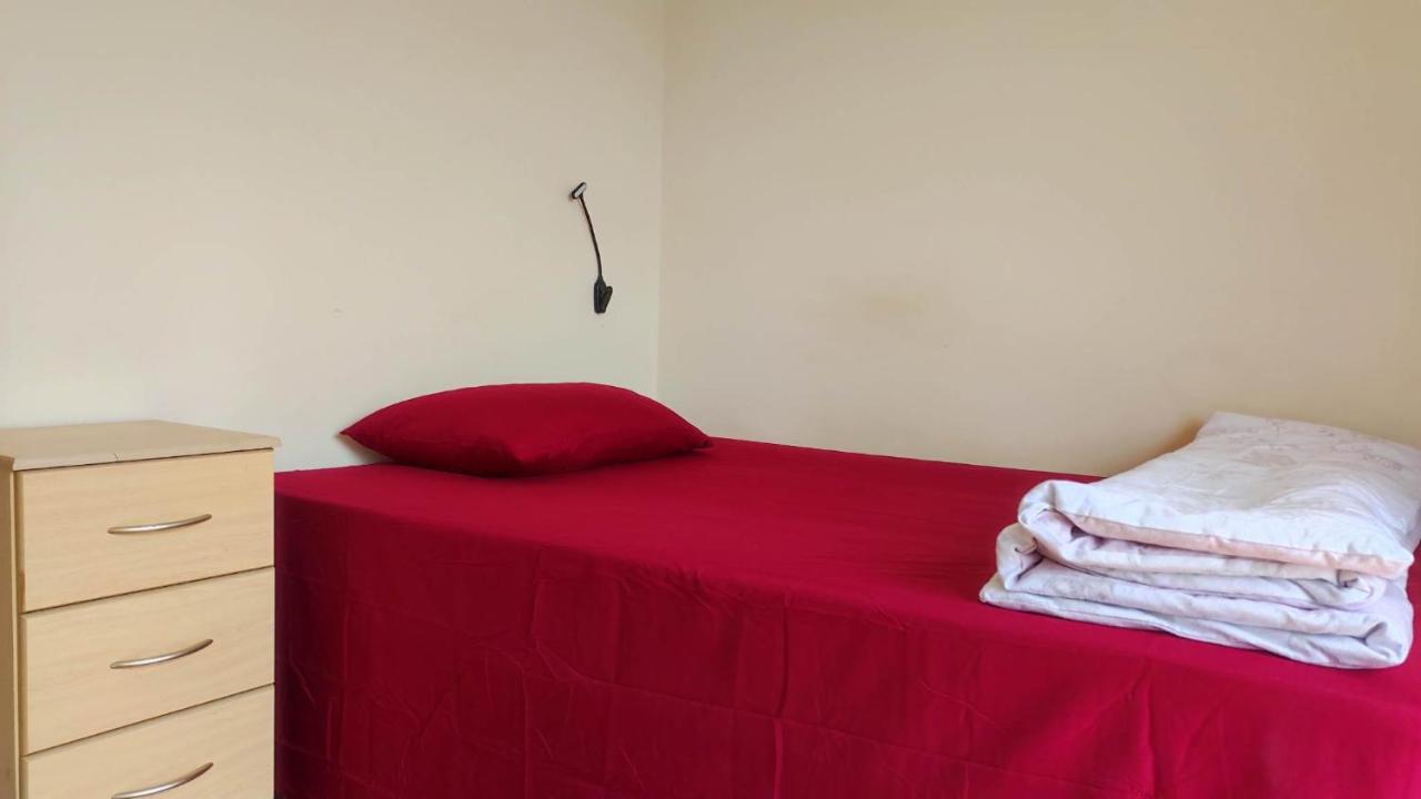 Budget-Friendly Self-Serve Lodging Galway Exteriör bild