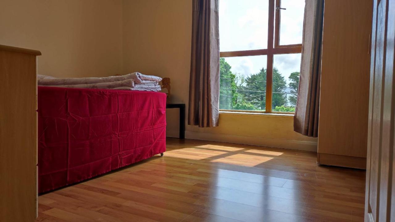 Budget-Friendly Self-Serve Lodging Galway Exteriör bild